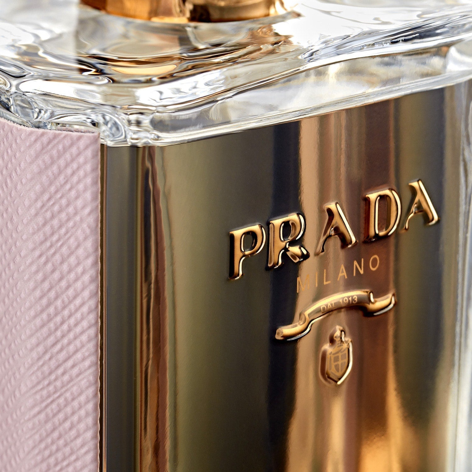 Prada la femme review best sale