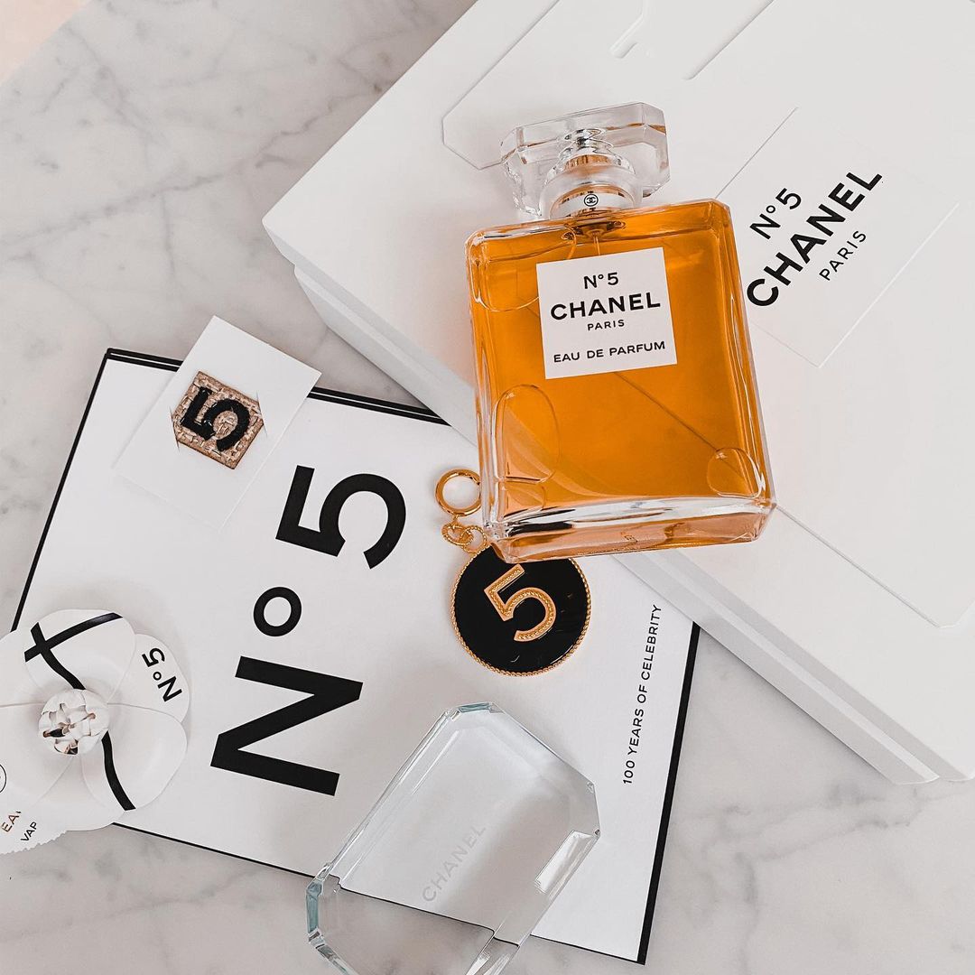 Chanel N°5 Shower Gel | My Perfume Shop